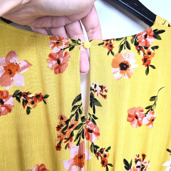 Lily Rose Long Sleeve Yellow Floral V-Neck Romper Size Small - Picture 4 of 8
